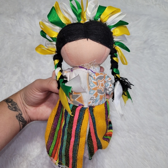 Mexican Doll - Picture 3 of 3